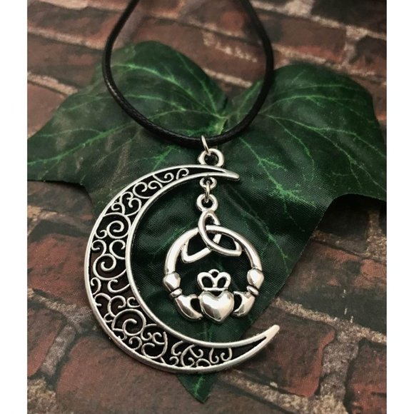 Claddagh Triquetra Moon Necklace - Picture 1 of 6